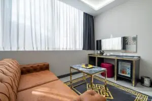 216 Prestige Hotel